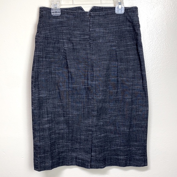 Pencil skirt | Medium - Picture 2 of 8